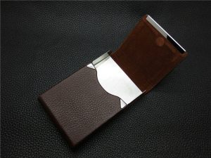 Etui na Papierosy - Skóra - Zamykane  Na Magnes