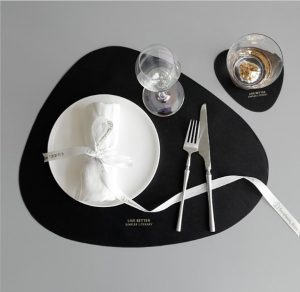 Podkładka Stołowa - Mata Izolacyjna - Skóra - Wodoodporna - Klasa i Elegancja