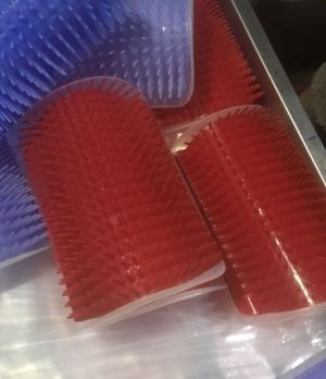 Massager-for-Cats-Pet-Products-Pets-Goods-Brush-Remove-Hair-Comb-Grooming-Table-Dogs-Care-Royal-9.jpg_640x640-9