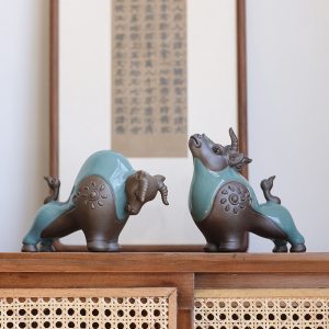 Rzeźba Ceramiczna Krowa