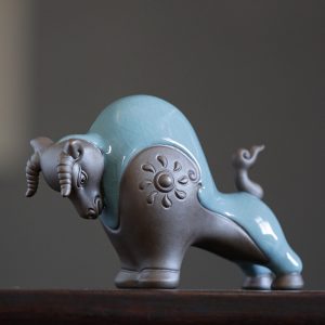 Rzeźba Ceramiczna Krowa