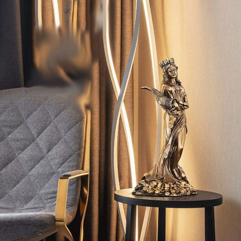 Hiszpańska Bogini Szczęścia I Fortuny - Figurka Z Żywicy