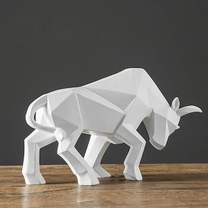 Geometryczna Figurka  Byka - Z Żywicy