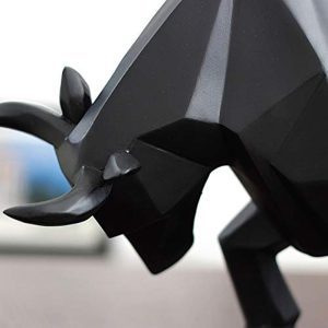 Geometryczna Figurka  Byka - Z Żywicy