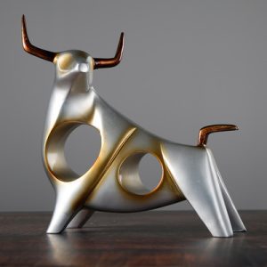 YuryFvna-kreatywna-krowa-ozdoby-Ox-figurka-szcz-cie-ywica-Bull-rzemios-o-st-biurowy-dekoracje-moda.jpg_640x640