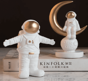Astronauta Figurka Z Żywicy - Organizer
