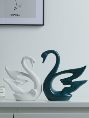 Figurka Z Żywicy - Minimalistyczne Czarno-białe Łabędzie: