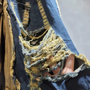 Damskie Jeansy z Naszywkami i Dziurami – Szerokie Nogawki, Modny Look