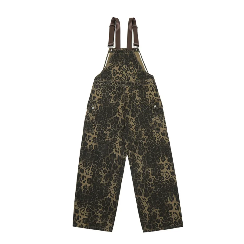 Damskie ogrodniczki cargo w panterkę – streetwear, szerokie nogawki