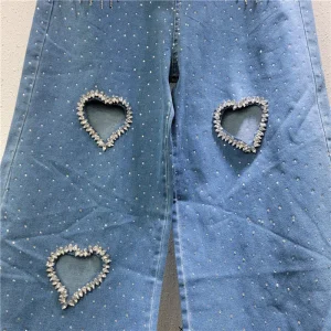 Damskie jeansy wide-leg z sercowym wycięciem – frędzle, luźny fason