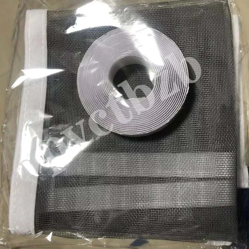 Moskitiera na okno z szerokim pasem mocującym - ujęcie produktu
