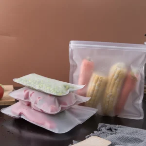 Pojemnik do lodówki z przezroczystą pokrywką - ujęcie produktu