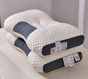 Poduszka profilowana pod kark z bocznymi wycięciami - ujęcie produktu