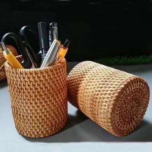 Rattanowy organizer na długopisy i herbatę