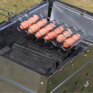 Uchwyt do grillowania kiełbasek z kilkoma przegródkami - ujęcie produktu