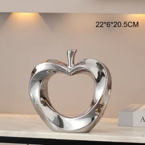 Statuetka jabłko dekoracyjne ceramiczna, w kształcie serca