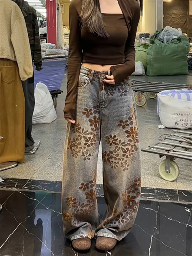 Jeansy damskie baggy z wysokim stanem, z haftem, z kwiatowym wzorem