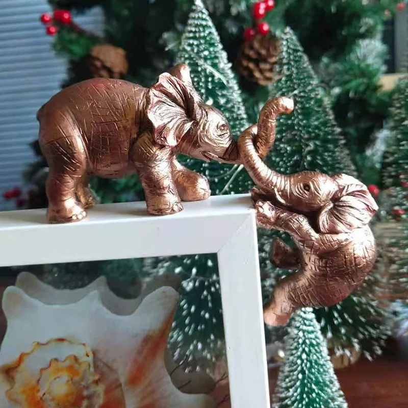 Figurka słonia z żywicy, dekoracja do ustawienia na krawędzi - ujęcie produktu