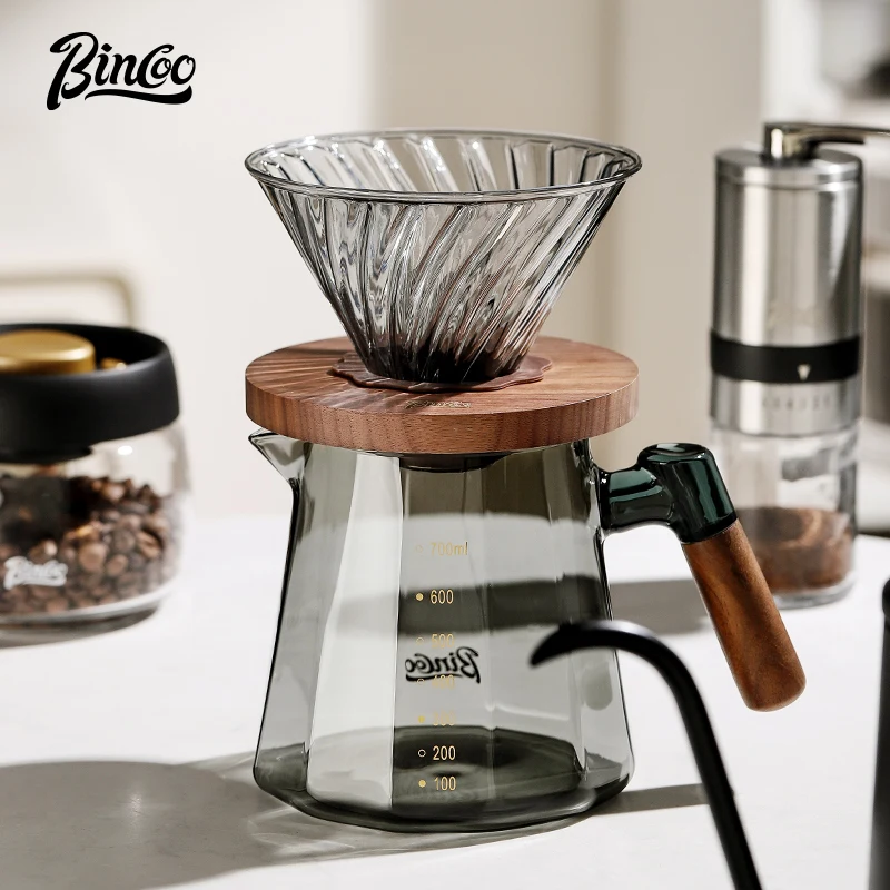 Stojak do kawy przelewowej z uchwytem na dripper - ujęcie produktu