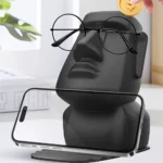 Figurka stojak na okulary i telefon