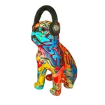 Figurka kolorowego psa w słuchawkach, dekoracja w stylu pop art - ujęcie produktu
