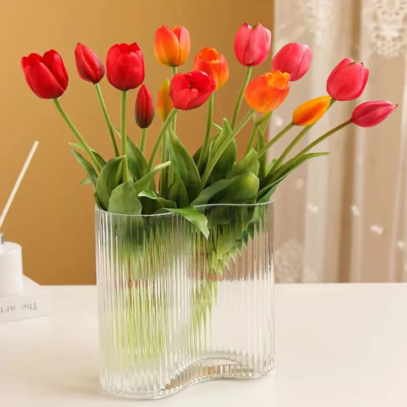 Tulipany dekoracyjne z łodygami do kompozycji w wazonie - ujęcie produktu