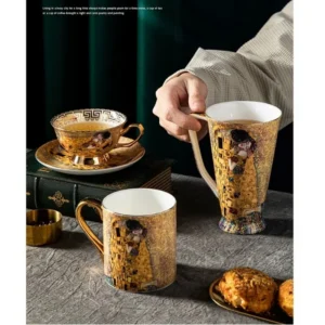 Filiżanka do kawy i herbaty porcelanowa, z łyżeczką, z artystycznym wzorem