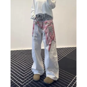 Jeansy damskie baggy z nadrukiem różowych plam - ujęcie produktu
