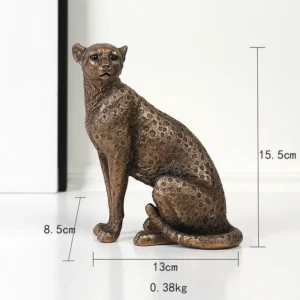 Figurka siedzącego lamparta w cętki, dekoracja na komodę - ujęcie produktu