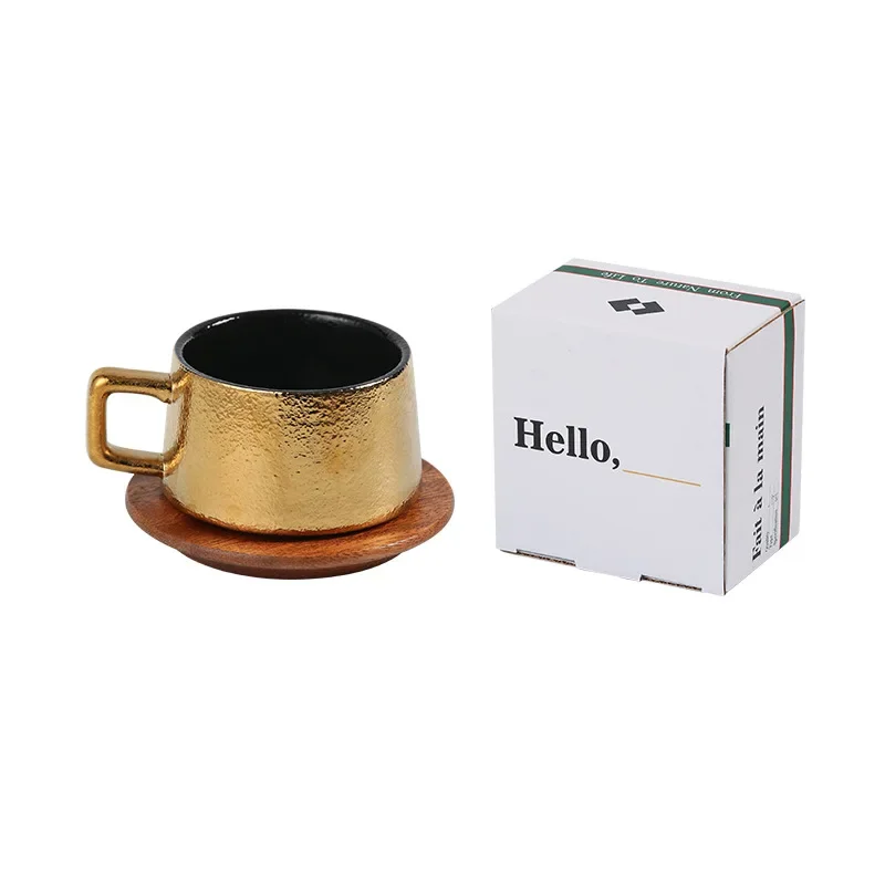 Kubek do kawy i herbaty ceramiczny, ze spodkiem, z pokrywką, 230ml