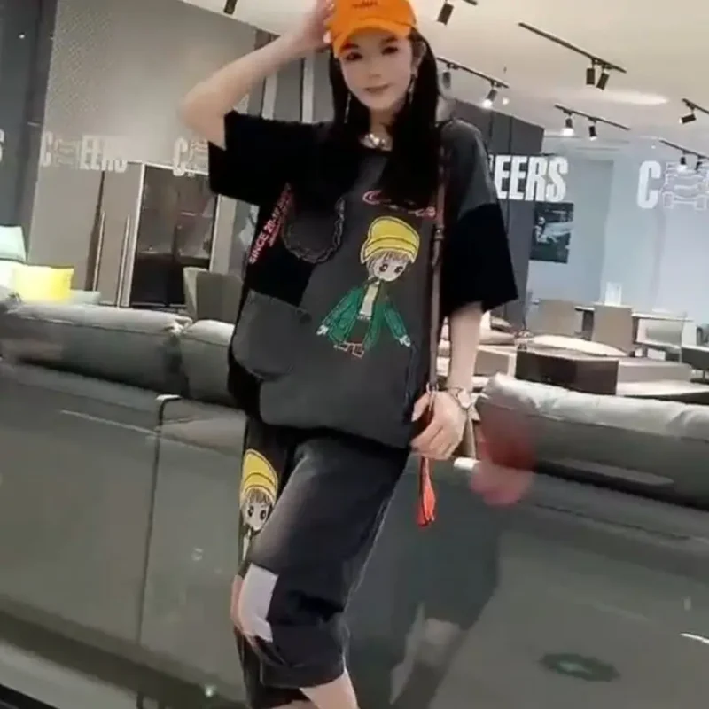 Jeansy damskie baggy z nadrukiem