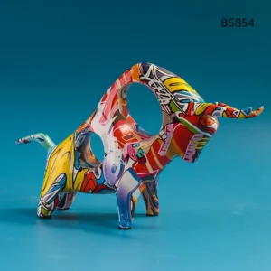 kf-S8f2b897cc0544e79818fbc925e4b00f8P-Z-nadrukiem-Graffiti-Buffalo-rze-ba-lalka-Art-Bullfight-statua-kreatywne-figurki-z-ywicy-dom-ganek