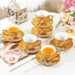 Filiżanka do kawy i herbaty ceramiczna, ze spodkiem, z kwiatowym wzorem