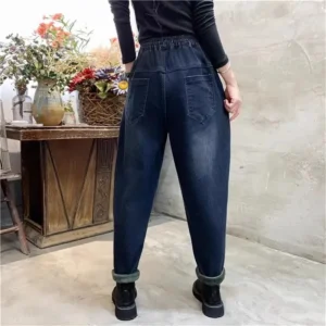 Jeansy damskie baggy z elastycznego denimu, z haftem, z kieszeniami