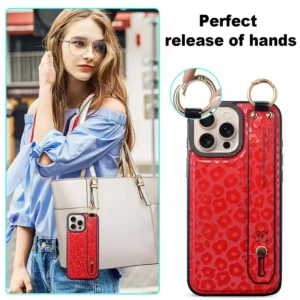 Etui do iPhone z szerokim paskiem na dłoń i kółkiem - ujęcie produktu