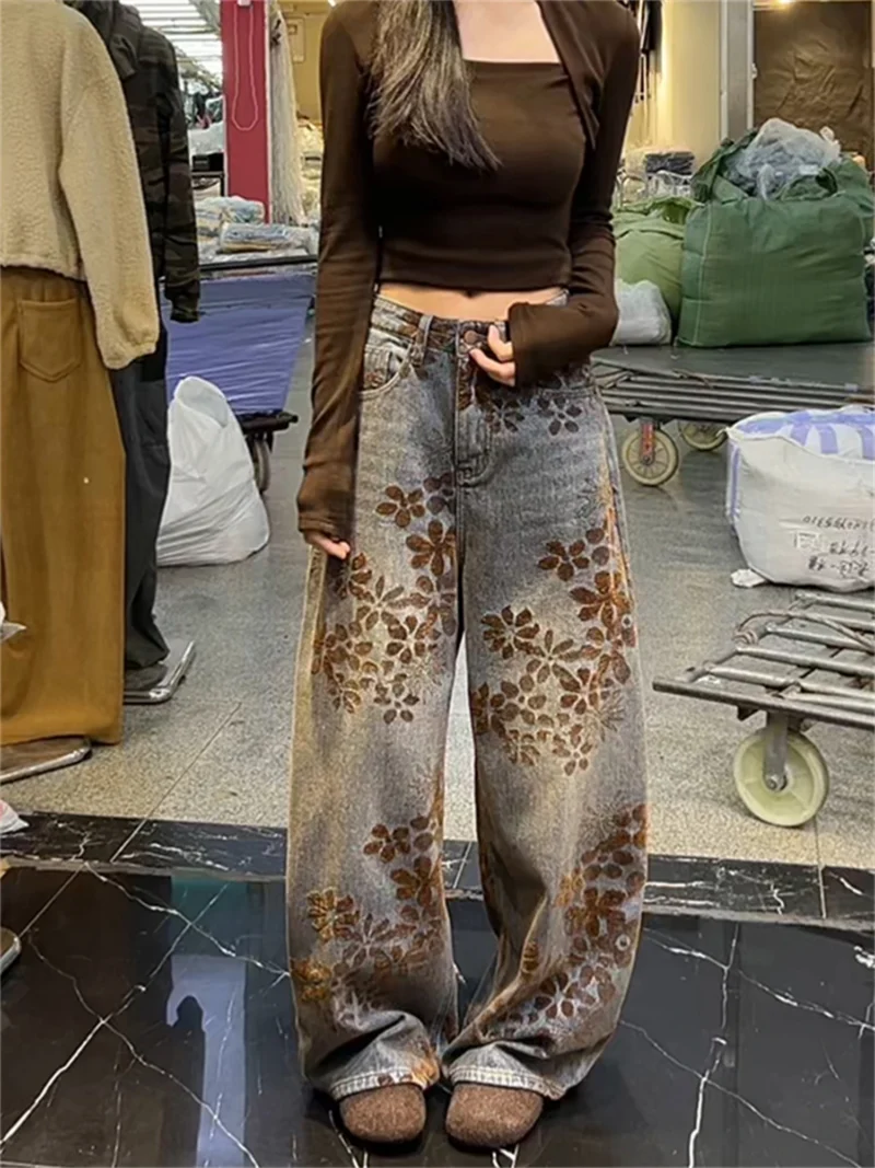 Jeansy damskie baggy z wysokim stanem, z haftem, z kwiatowym wzorem