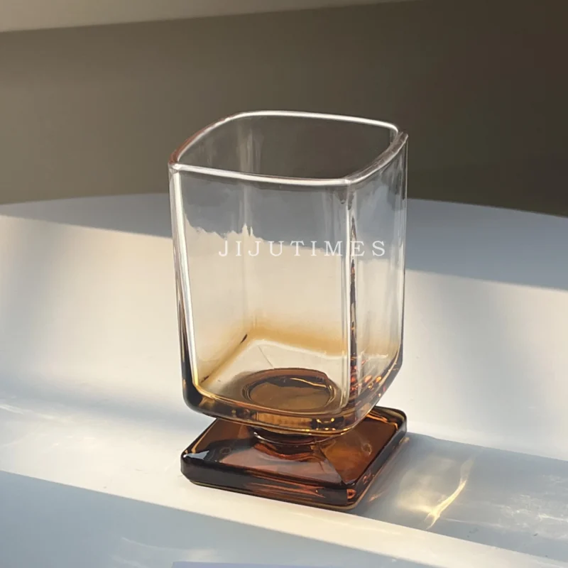 Kieliszek do whisky i soku gradientowy, w stylu vintage