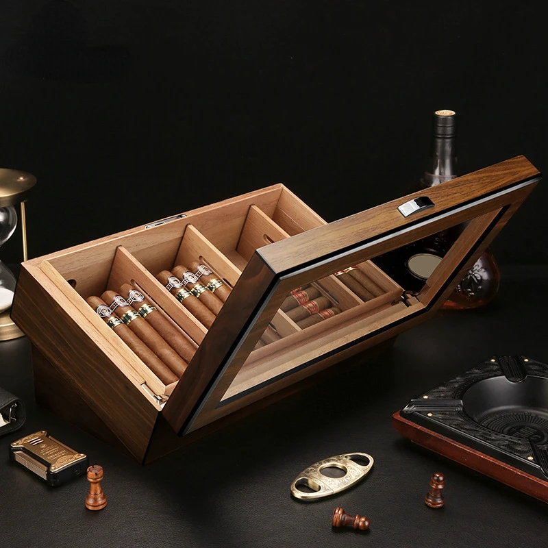 Humidor na cygara z drewna cedrowego, z oknem