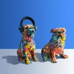 Figurka kolorowego psa w słuchawkach, dekoracja w stylu pop art - ujęcie produktu
