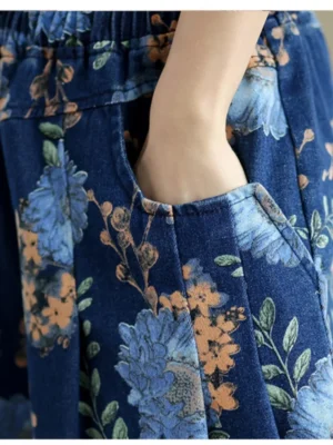 Jeansy damskie wide leg z wysokim stanem, z kwiatowym wzorem