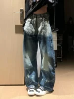 Jeansy damskie wide leg z przetarciami, w stylu streetwear