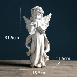 Figurka stojącego aniołka ze złożonymi dłońmi, ozdoba na półkę - ujęcie produktu