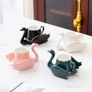 Filiżanka do kawy i herbaty ceramiczna, ze spodkiem, z motywem łabędzia