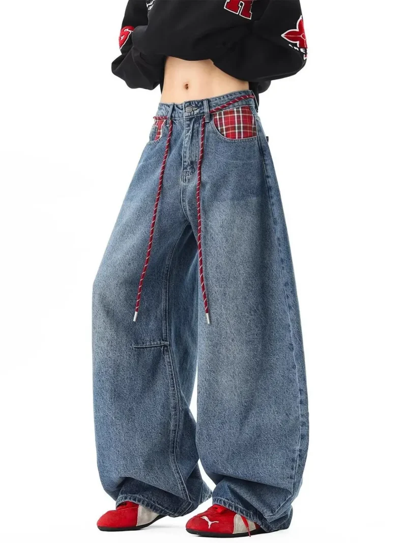 Czerwone jeansy damskie baggy z wysokim stanem, z kieszeniami, w kratę
