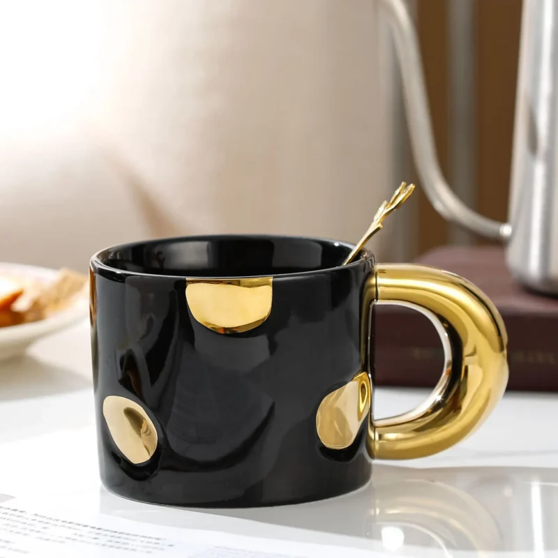 Kubek do kawy i herbaty ceramiczny