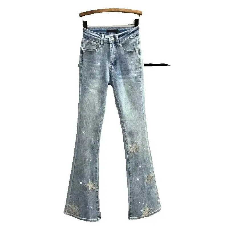 Jeansy damskie slim fit z wysokim stanem, z elastycznego denimu, z haftem