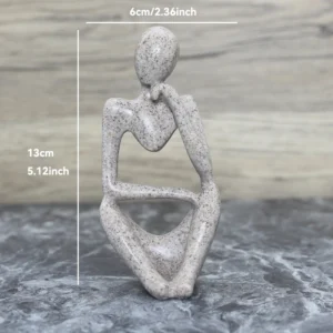 Nordycka figurka abstrakcyjna Myśliciel