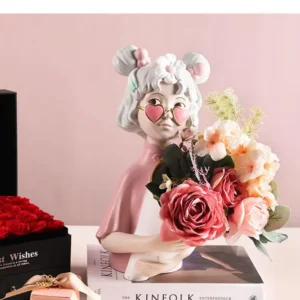 Figurka para z kwiatami organizer