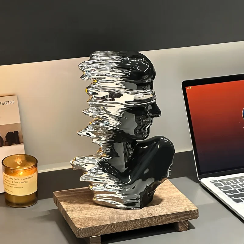 Figurka dekoracyjna ceramiczna