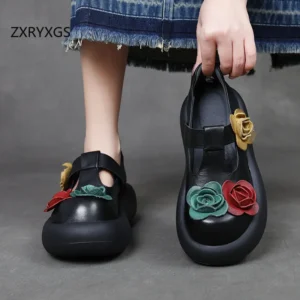 Damskie buty podwyższające na koturnie